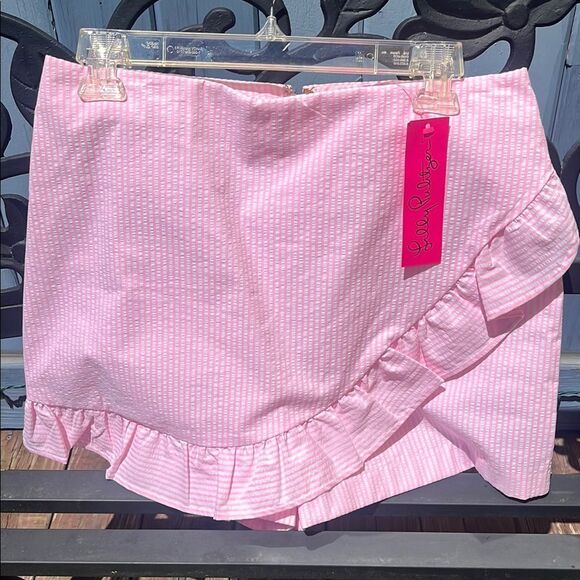 Lilly Pulitzer Pants - NWT Lilly Pulitzer Faye Skort Capri Coral Pink Seersucker Stripe Ruffle 8